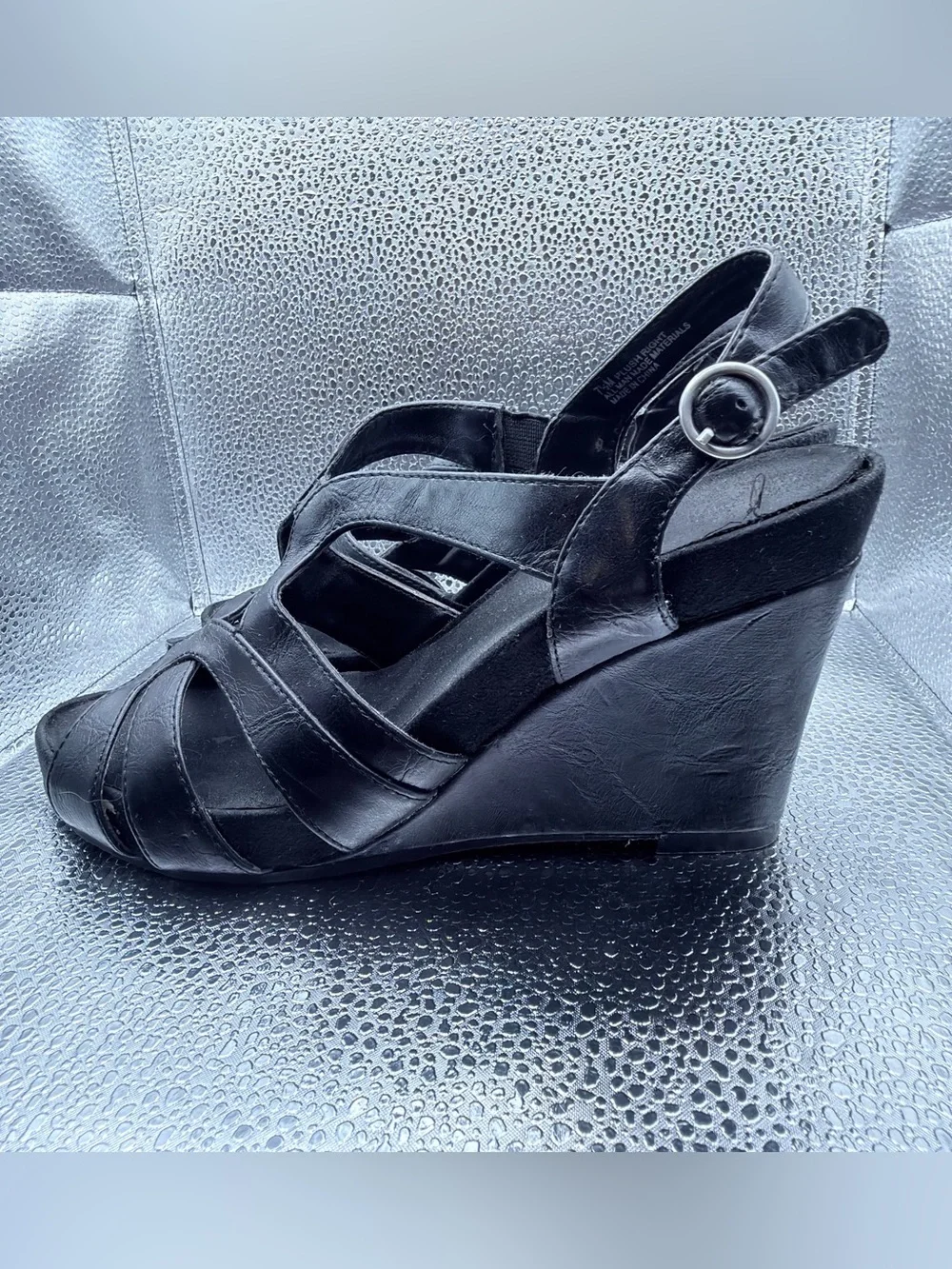 Aerology elegant black